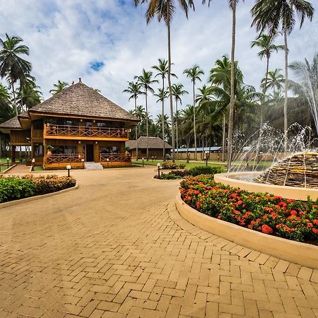 Maaha Beach Resort Anochi Exterior photo