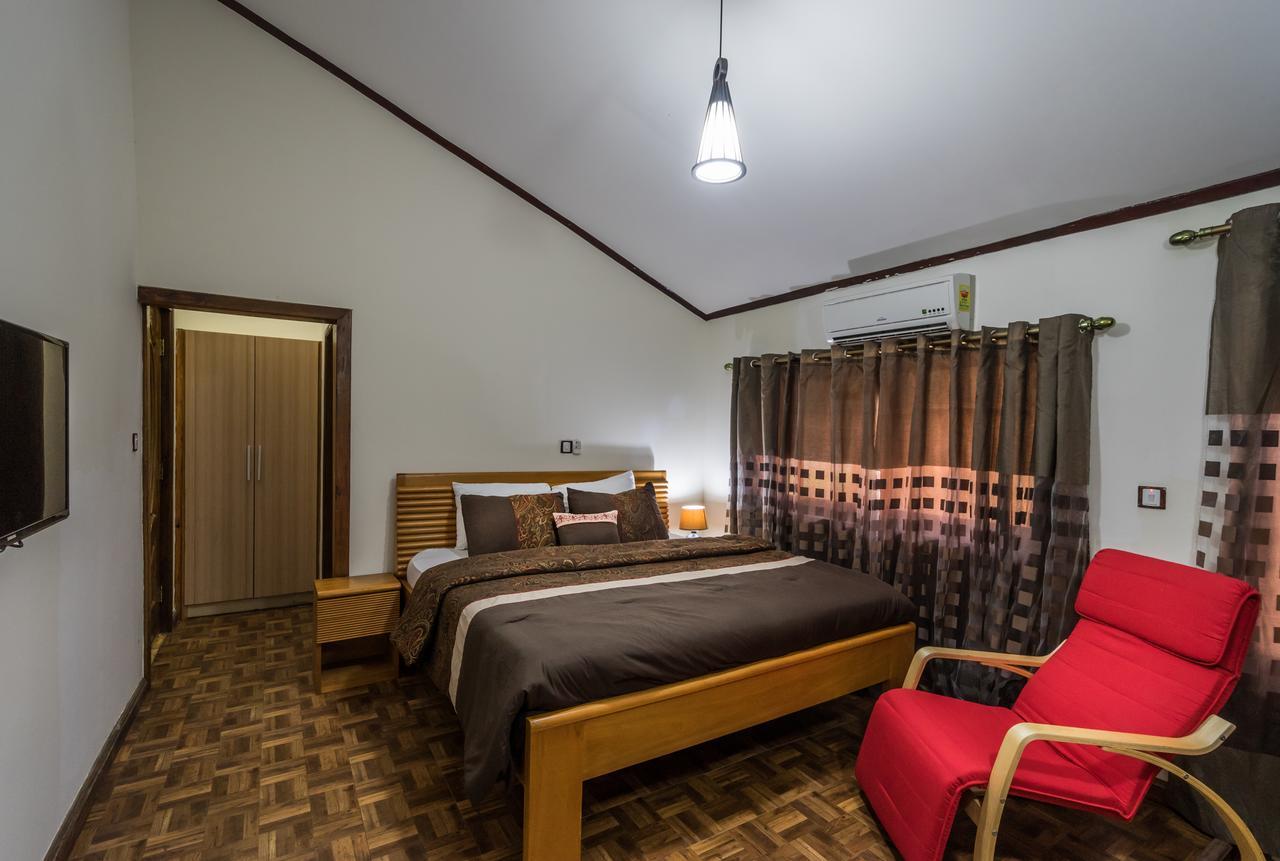 Maaha Beach Resort Anochi Exterior photo