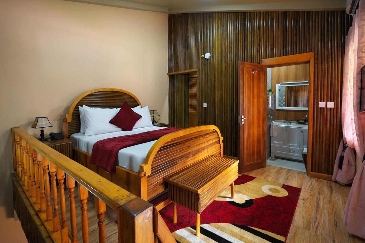 Maaha Beach Resort Anochi Exterior photo