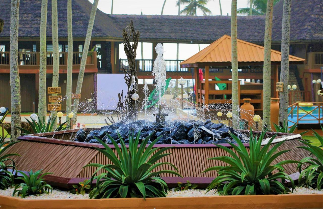 Maaha Beach Resort Anochi Exterior photo